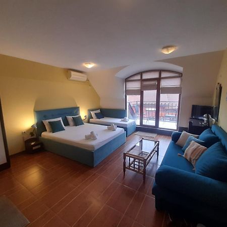 Cosy Apartments And Spectacular Rooms Fotiadis Veliko Tărnovo Exteriör bild