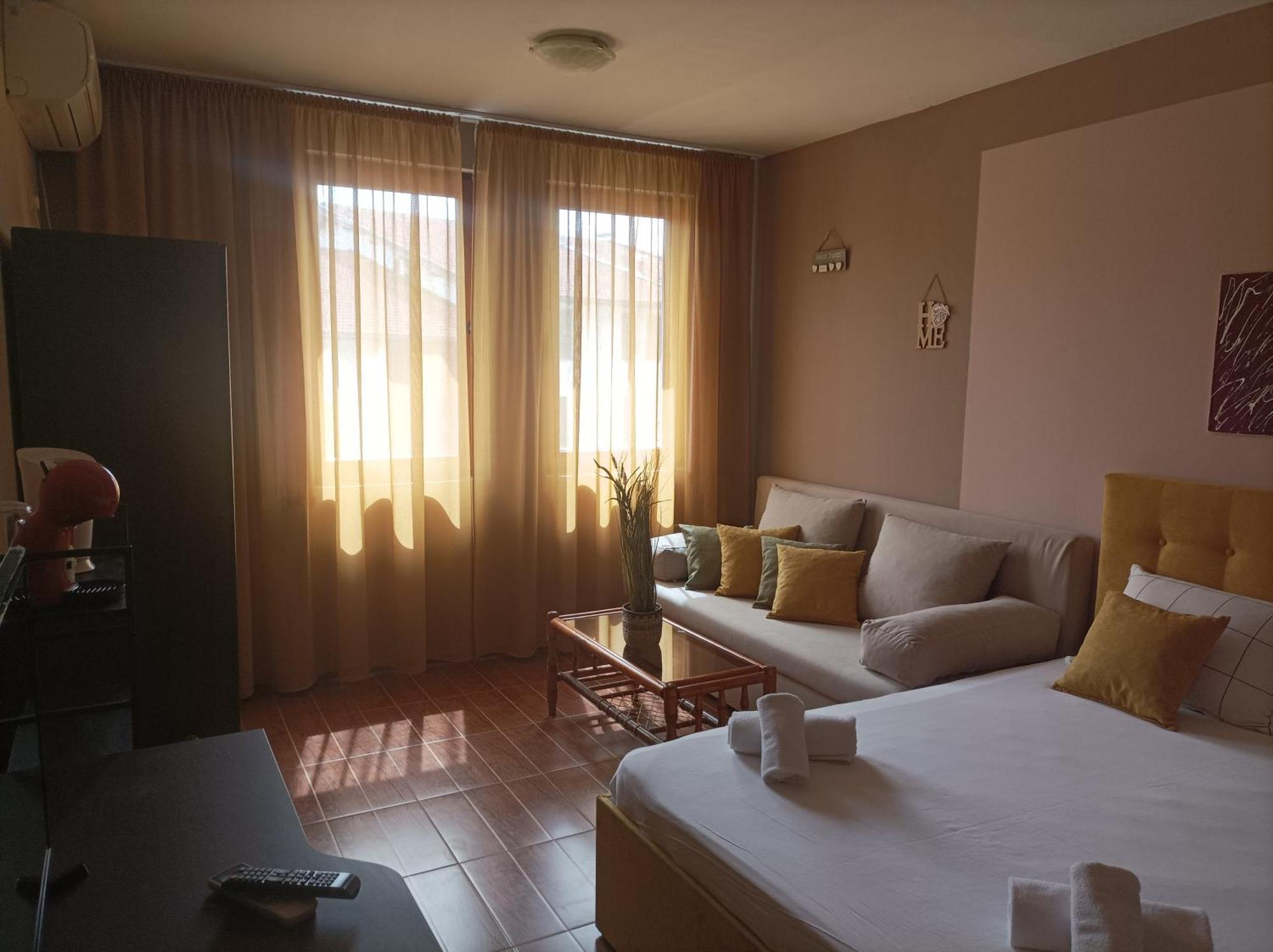 Cosy Apartments And Spectacular Rooms Fotiadis Veliko Tărnovo Exteriör bild